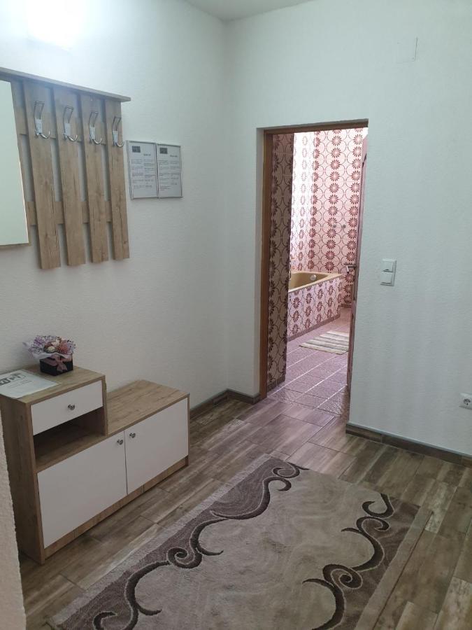 Vela-Edo Apartment Zavidovici Exterior photo